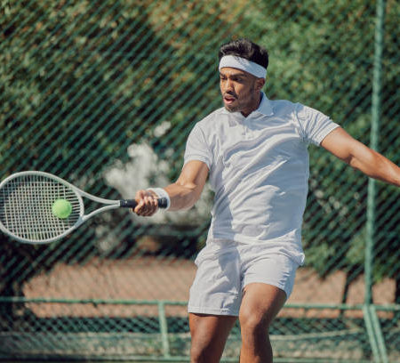 Quelles stratégies de financement sont disponibles pour la construction de courts de tennis à Toulon?